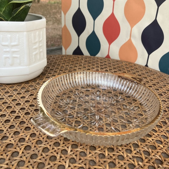 Gold Trimmed Ribbed Vintage Pressed Glass Dish - Picture 4 of 11